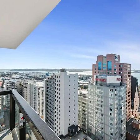 Just Opposite To Sky Tower , 2 Bed 2 Bath In Cbd Leilighet Auckland Eksteriør bilde